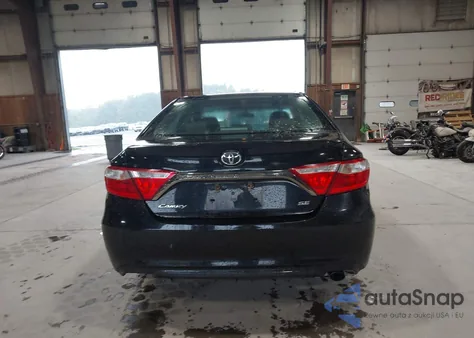 2016 Toyota Camry Se z USA, uszkodzony, nr VIN 4T1BF1FK2GU591596